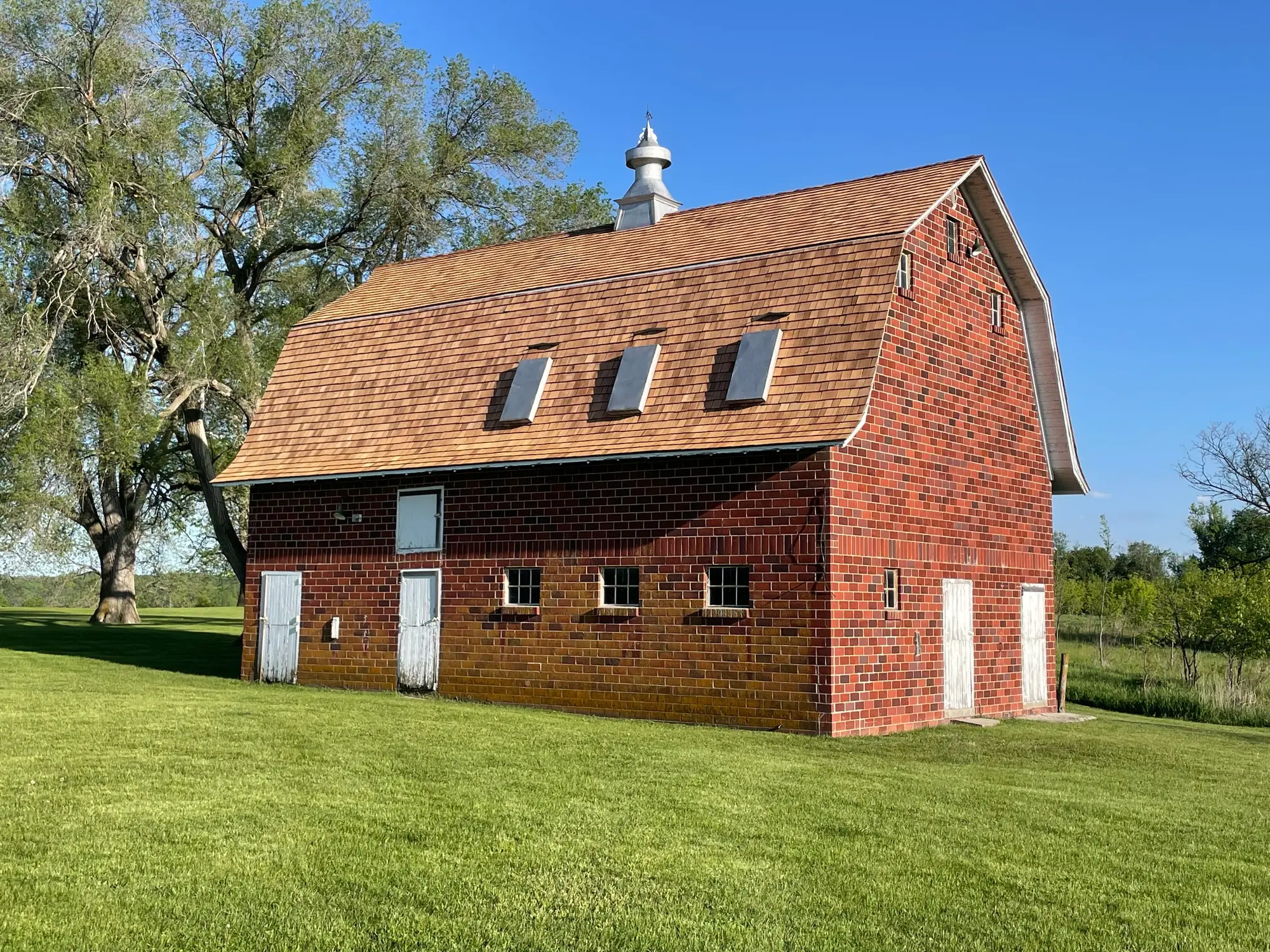 Commercial shake roof after replacement